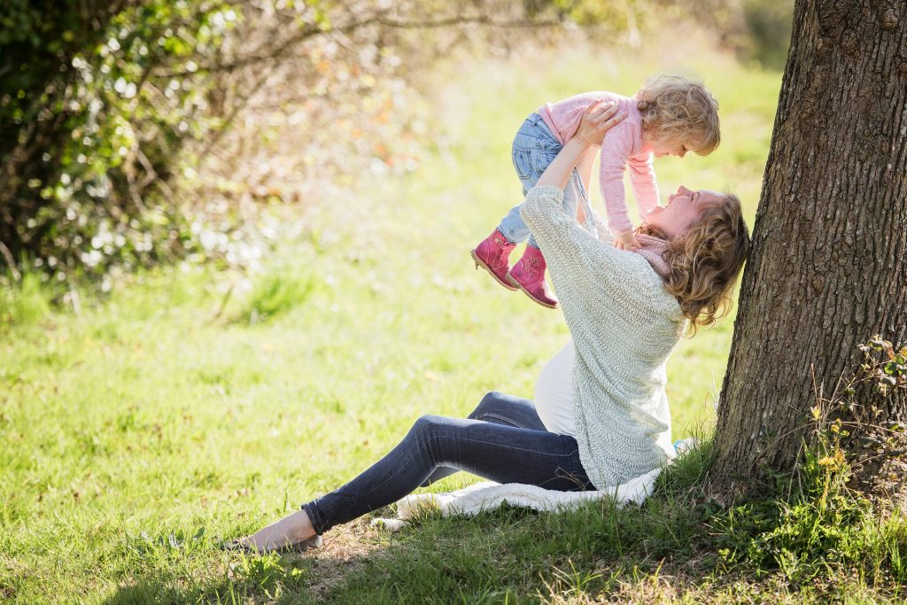 Wychowanie dziecka w pojedynkę. Jak wychować dziecko będąc samotną matką?