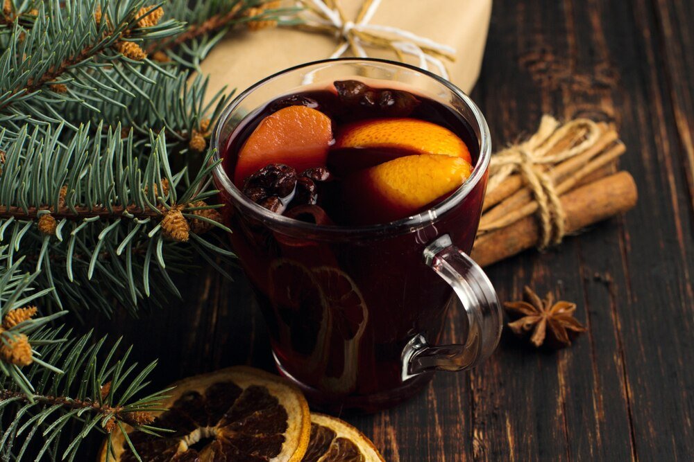 Jak przygotować idealne białe grzane wino na zimowe wieczory